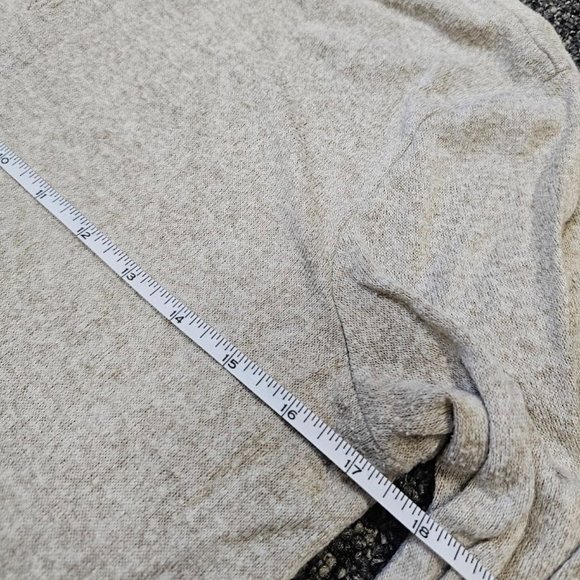 BOGO🎀Bundle of two Long Sleeve Tops- Size Large - Picture 3 of 8